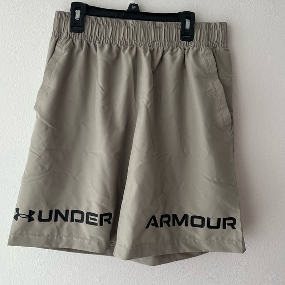 Under Armour Other - Under Armour Woven Sport Graphic Wordmark Shorts Grey Size M